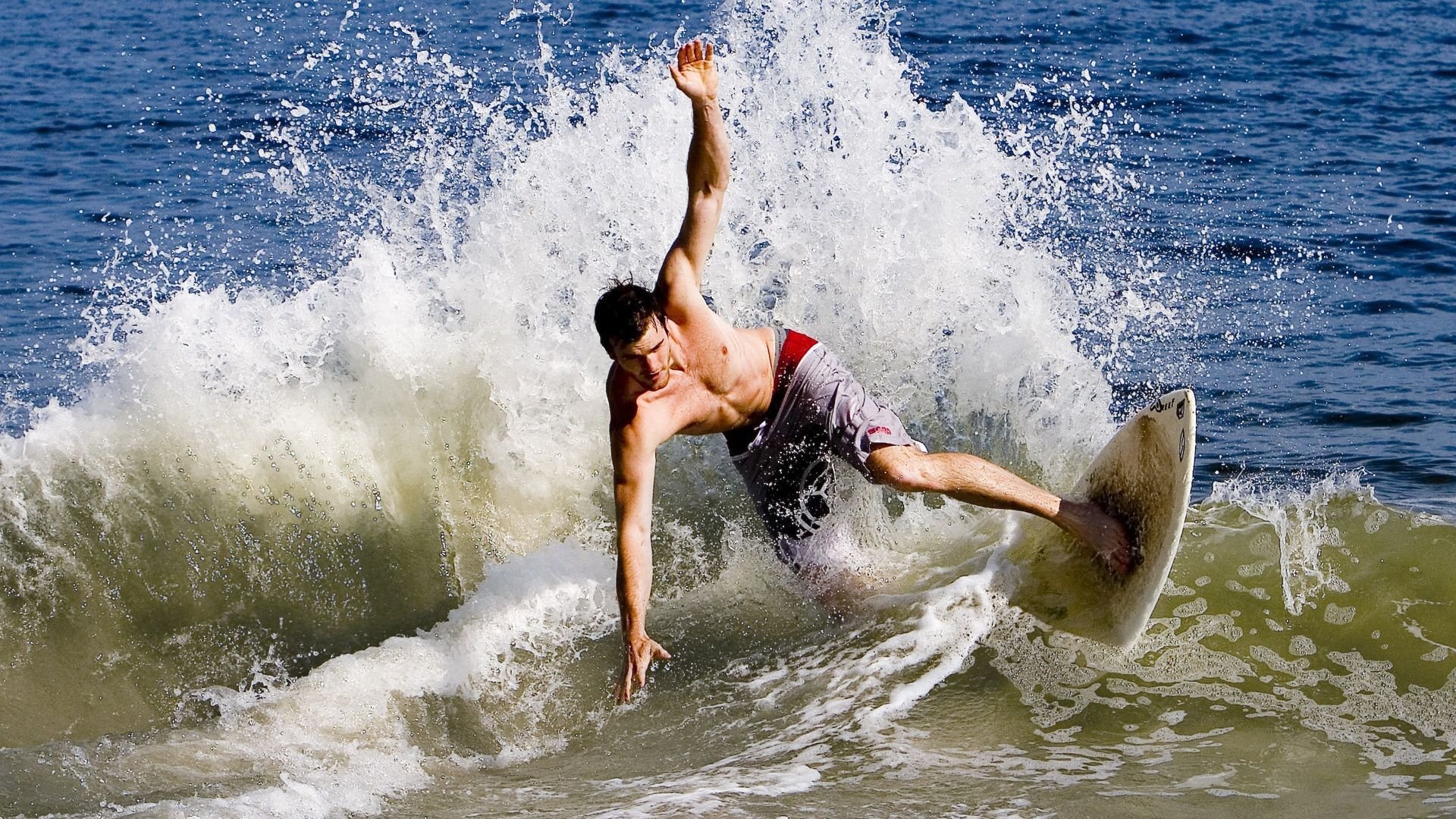 开云app全站-“霍斯特在南非队的表现持续亮眼，成为防守焦点”